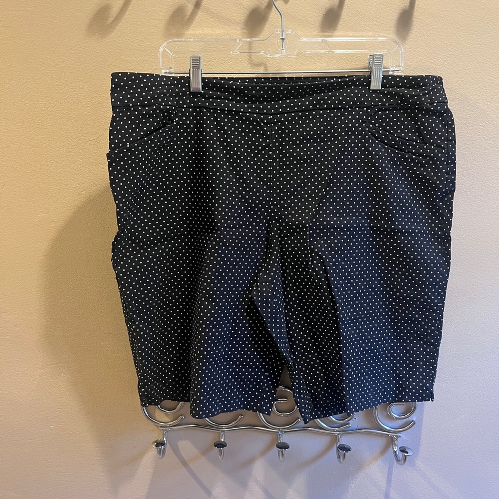 George polka dot Bermuda shorts.  Black/white.  Very nice.  Classic.